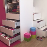 úložné prostory - vestavná skříň + schody